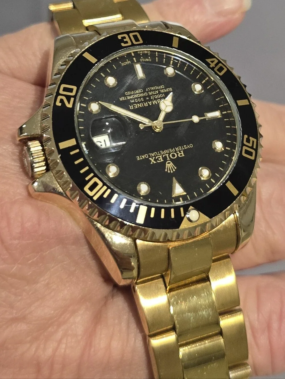 The Unbranded Brand polished gold